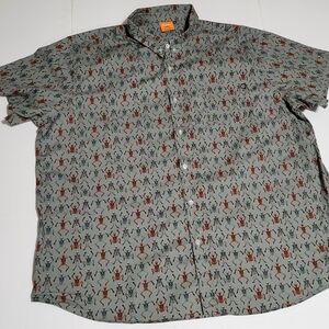 (#15) Beistle By Creepy Casual Light Gray Short-Sleeve Allover Pattern